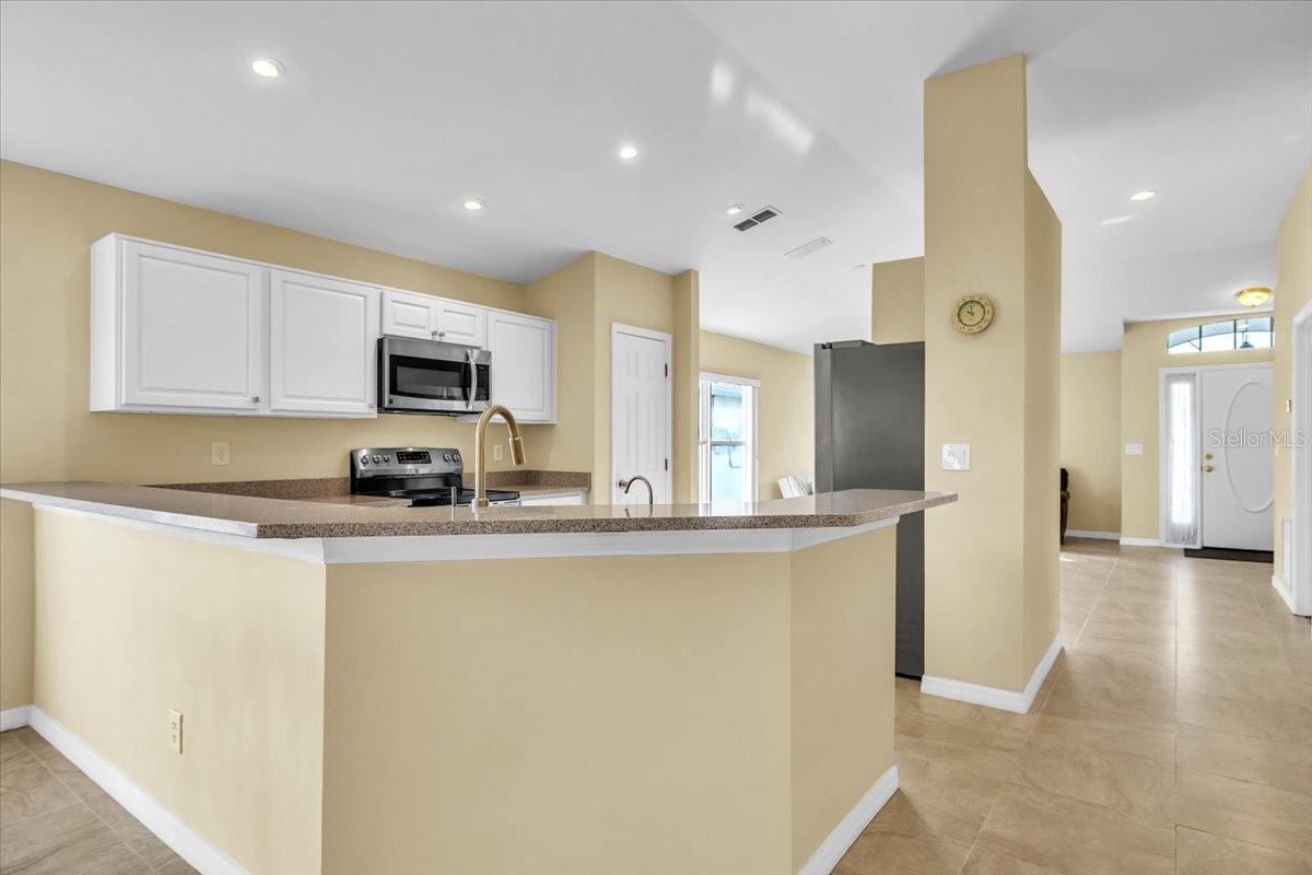 8571 GASSNER WAY, LEHIGH ACRES, FL — photo 20