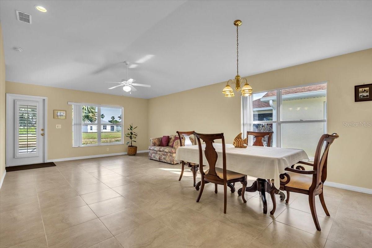 8571 GASSNER WAY, LEHIGH ACRES, FL — photo 21