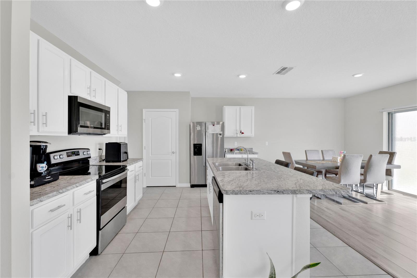 167 EAGLEVIEW LOOP, DAVENPORT, FL — photo 10