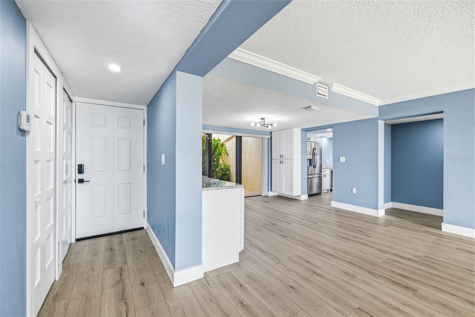 7520 SUNSHINE SKYWAY LN S #T22, ST PETERSBURG, FL — photo 16