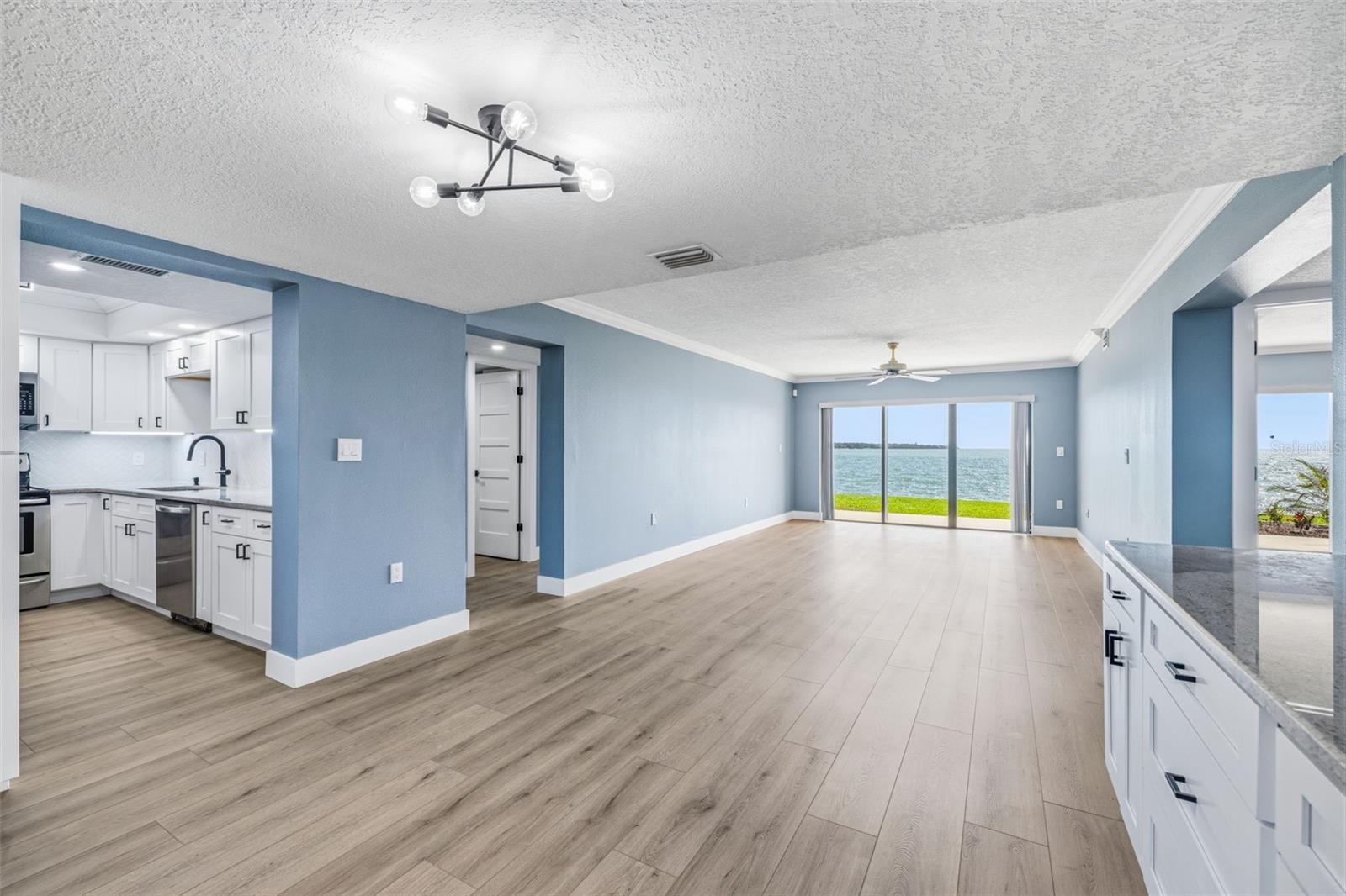 7520 SUNSHINE SKYWAY LN S #T22, ST PETERSBURG, FL — photo 20