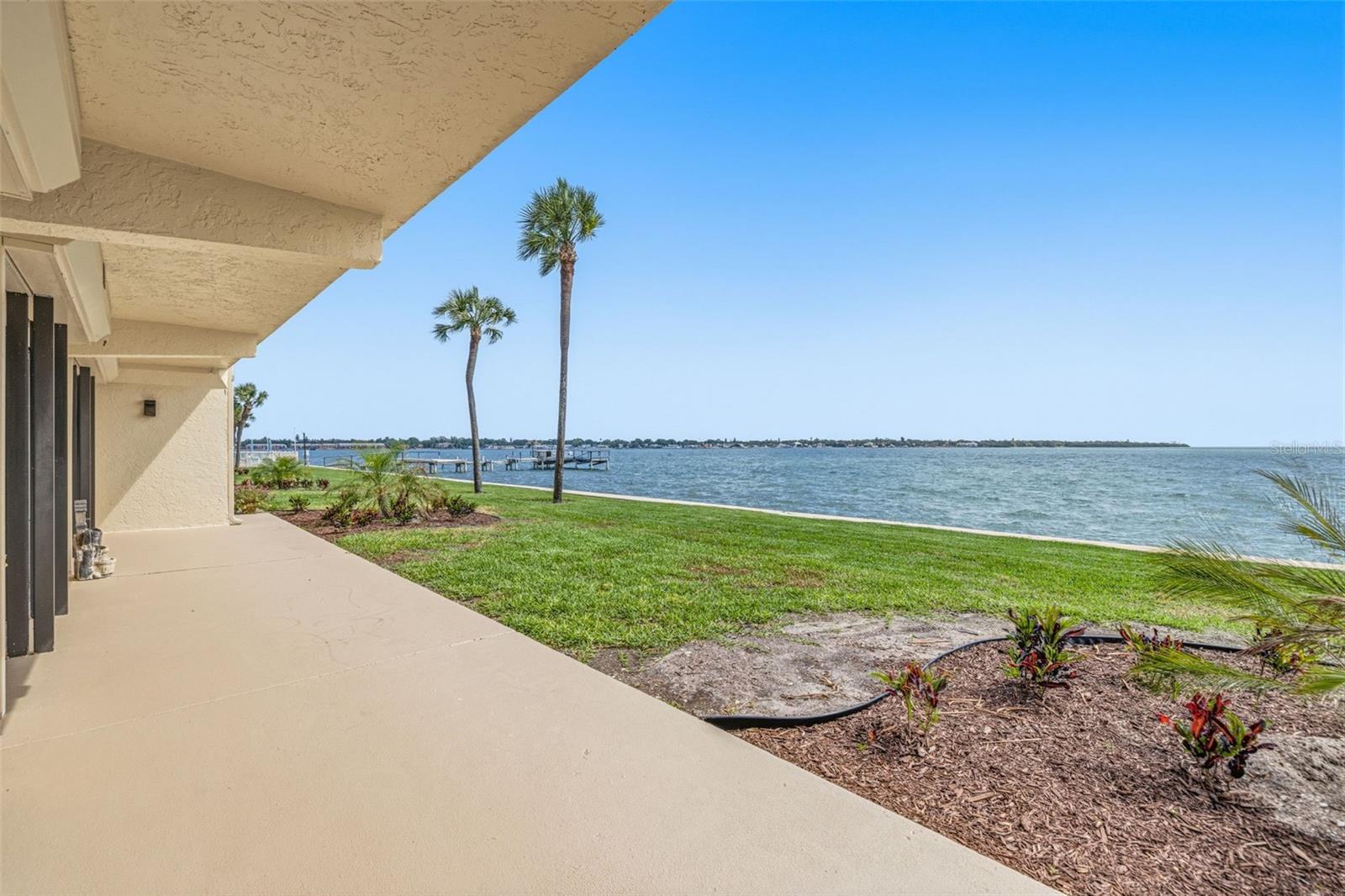 7520 SUNSHINE SKYWAY LN S #T22, ST PETERSBURG, FL — photo 39