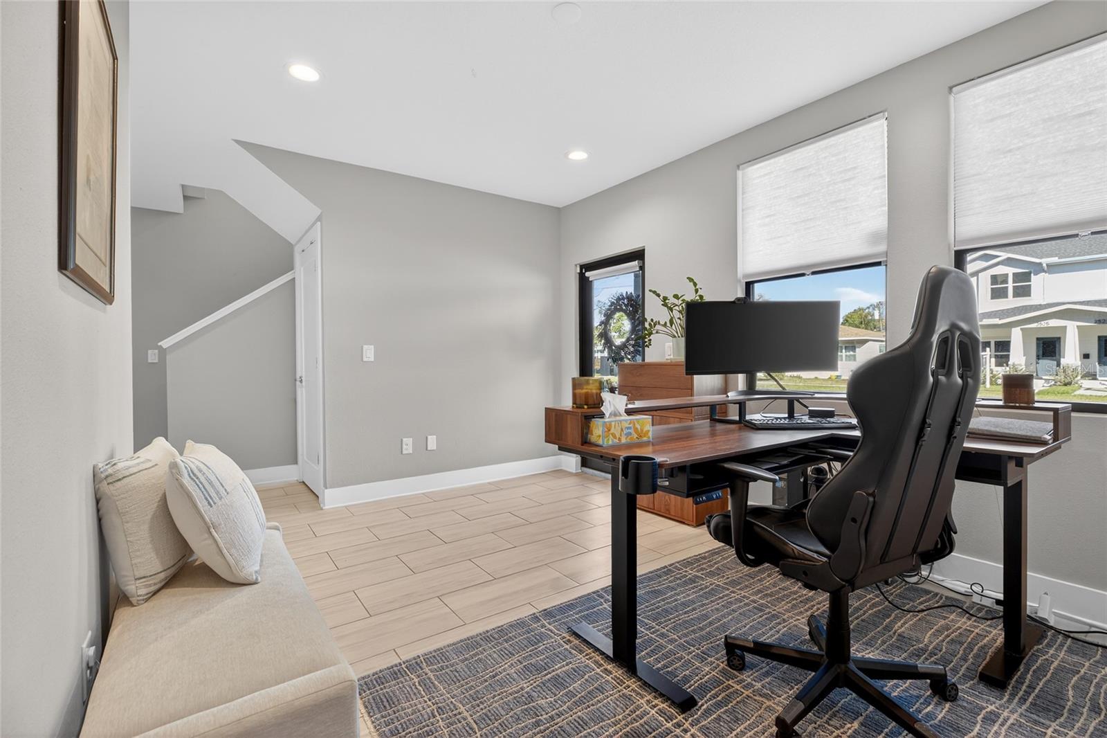2526 13TH AVE N, ST PETERSBURG, FL — photo 14