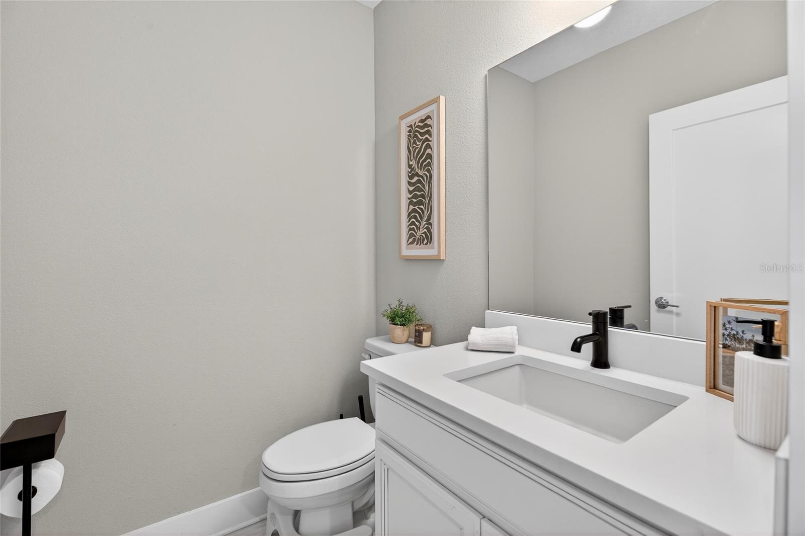 2526 13TH AVE N, ST PETERSBURG, FL — photo 17
