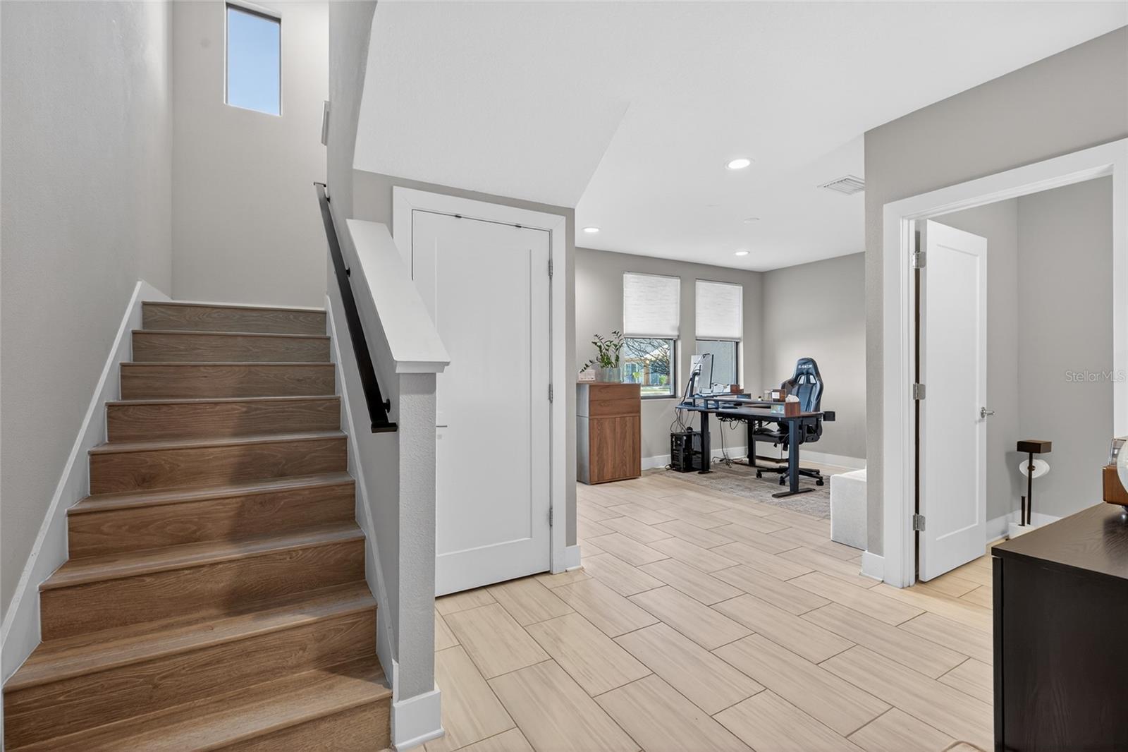 2526 13TH AVE N, ST PETERSBURG, FL — photo 18