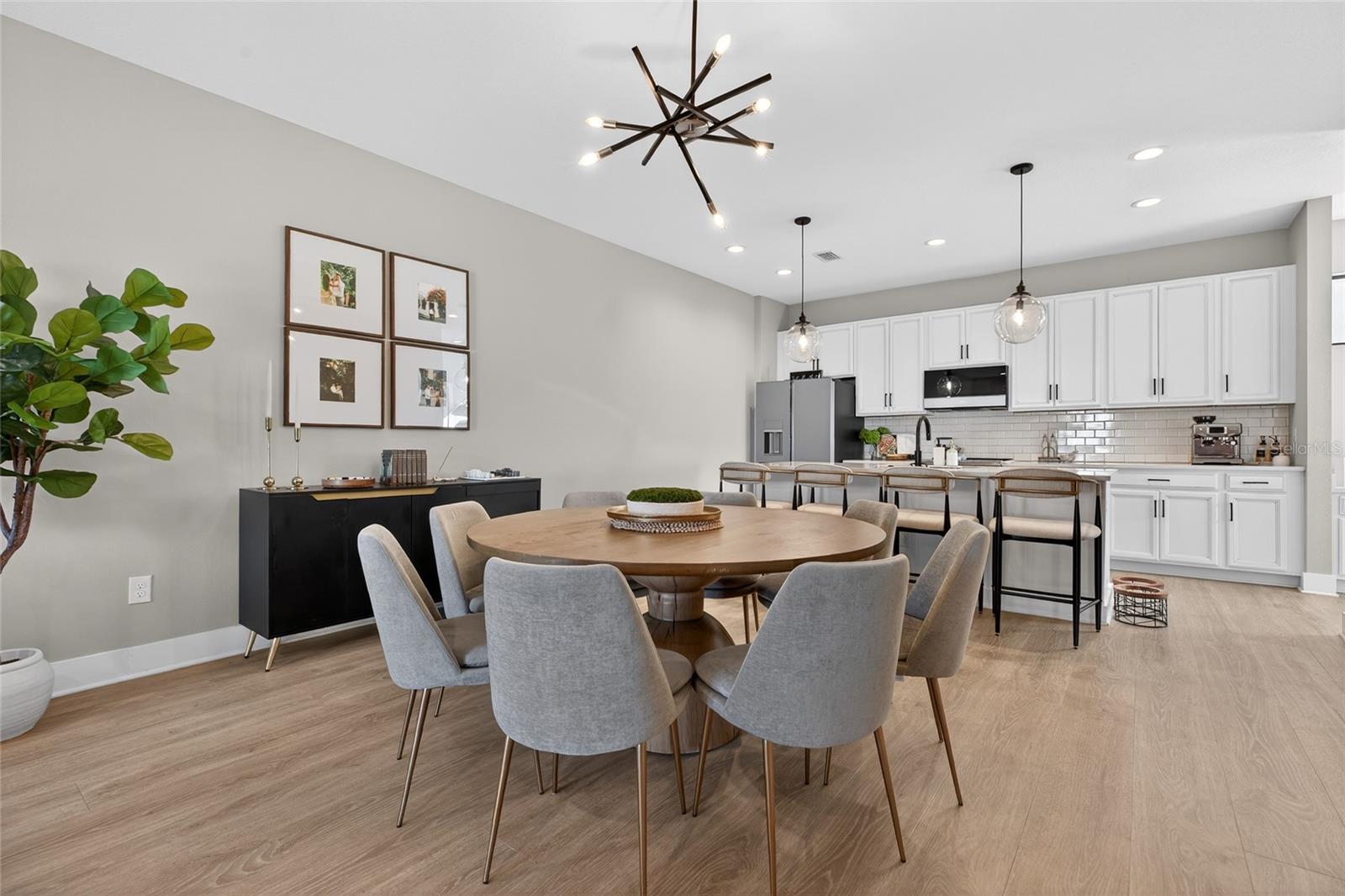 2526 13TH AVE N, ST PETERSBURG, FL — photo 25