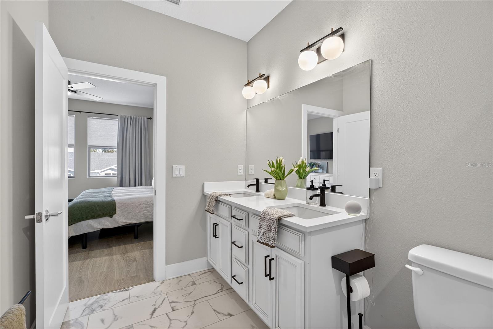 2526 13TH AVE N, ST PETERSBURG, FL — photo 45
