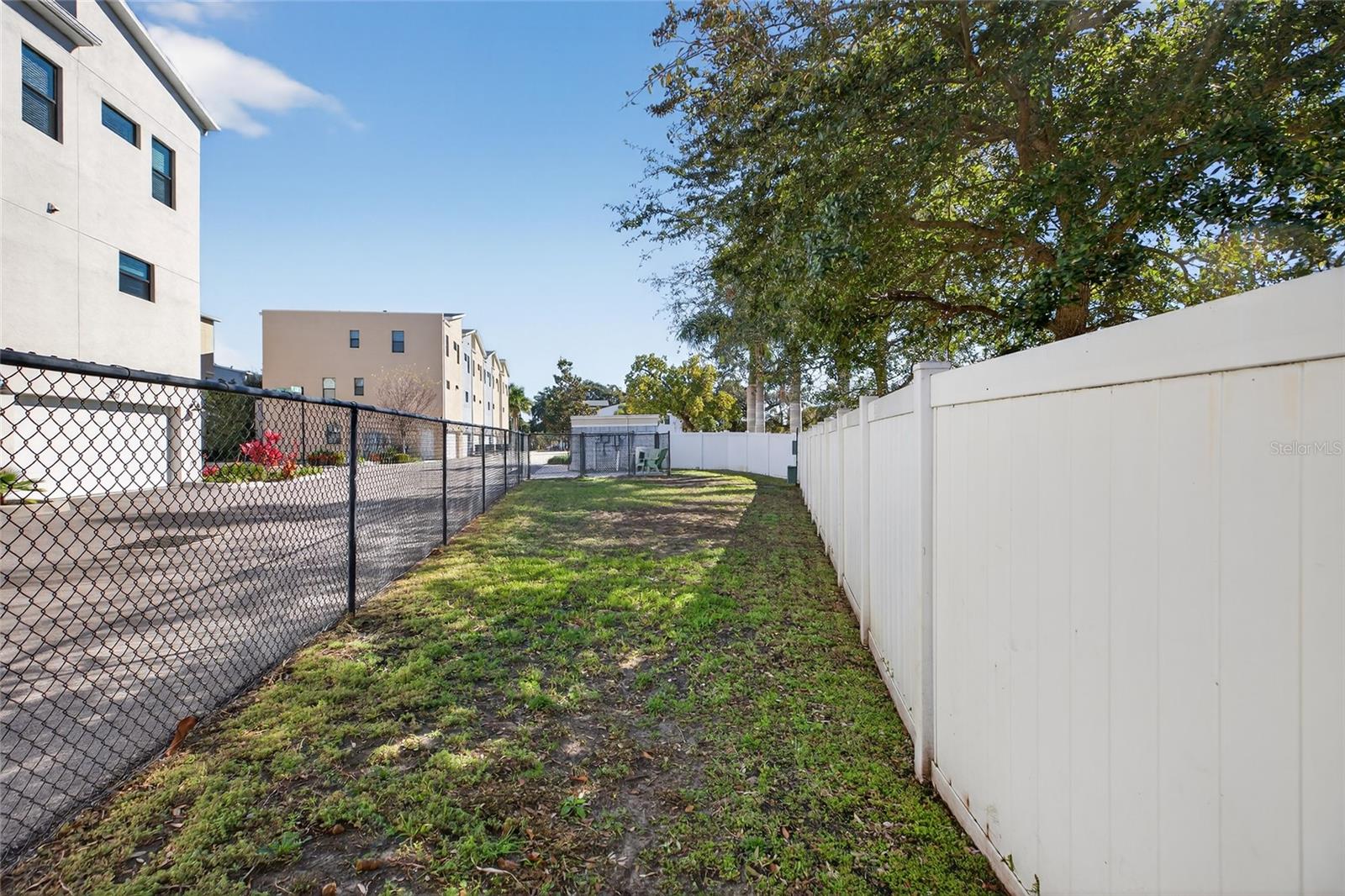 2526 13TH AVE N, ST PETERSBURG, FL — photo 62