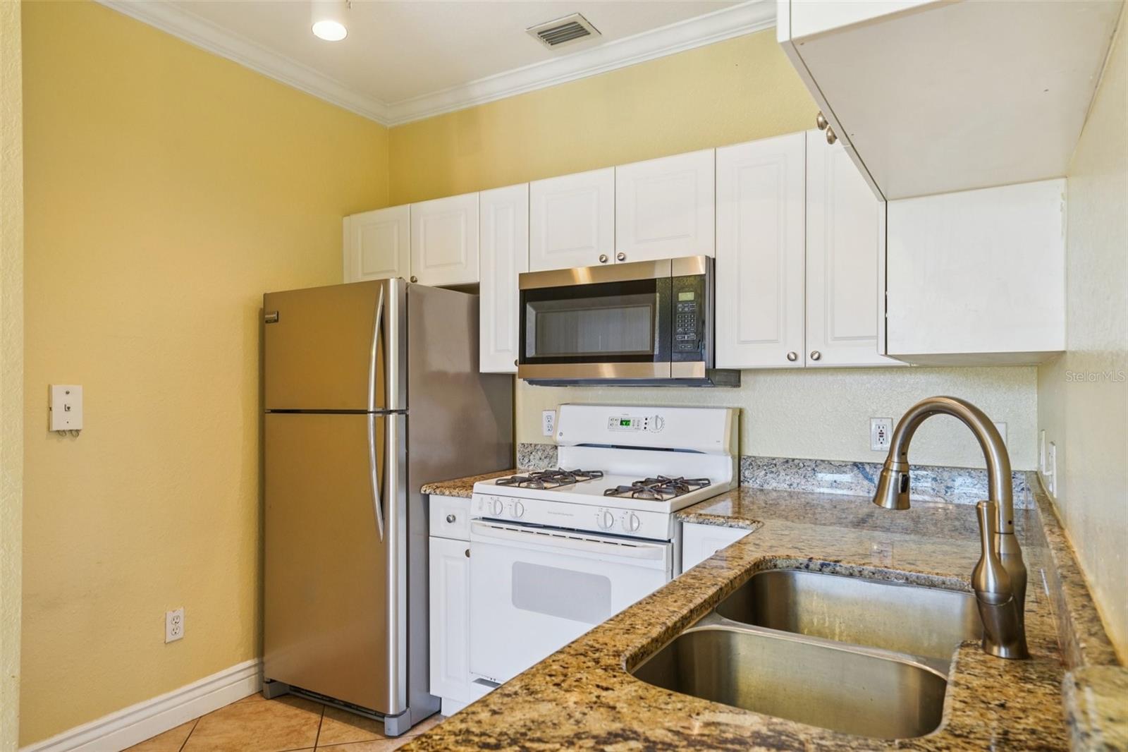 2713 VIA MURANO #233, CLEARWATER, FL — photo 9