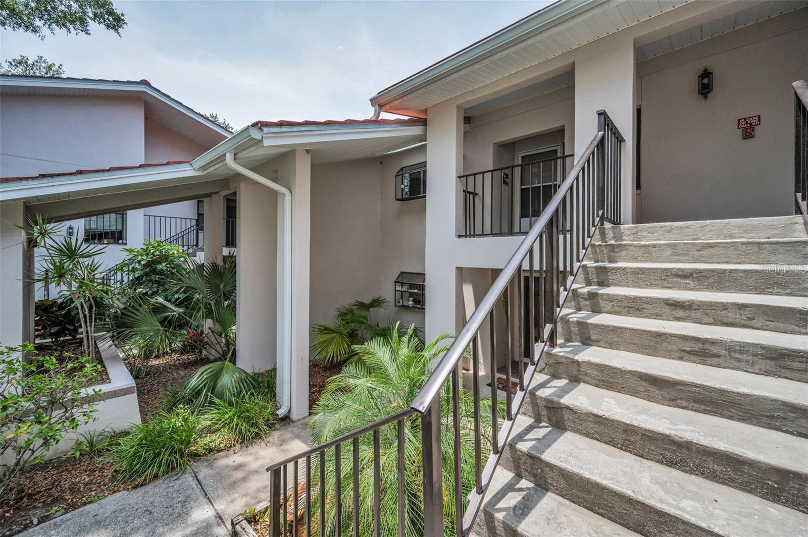 300 S FLORIDA AVE #200J, TARPON SPRINGS, FL — photo 2