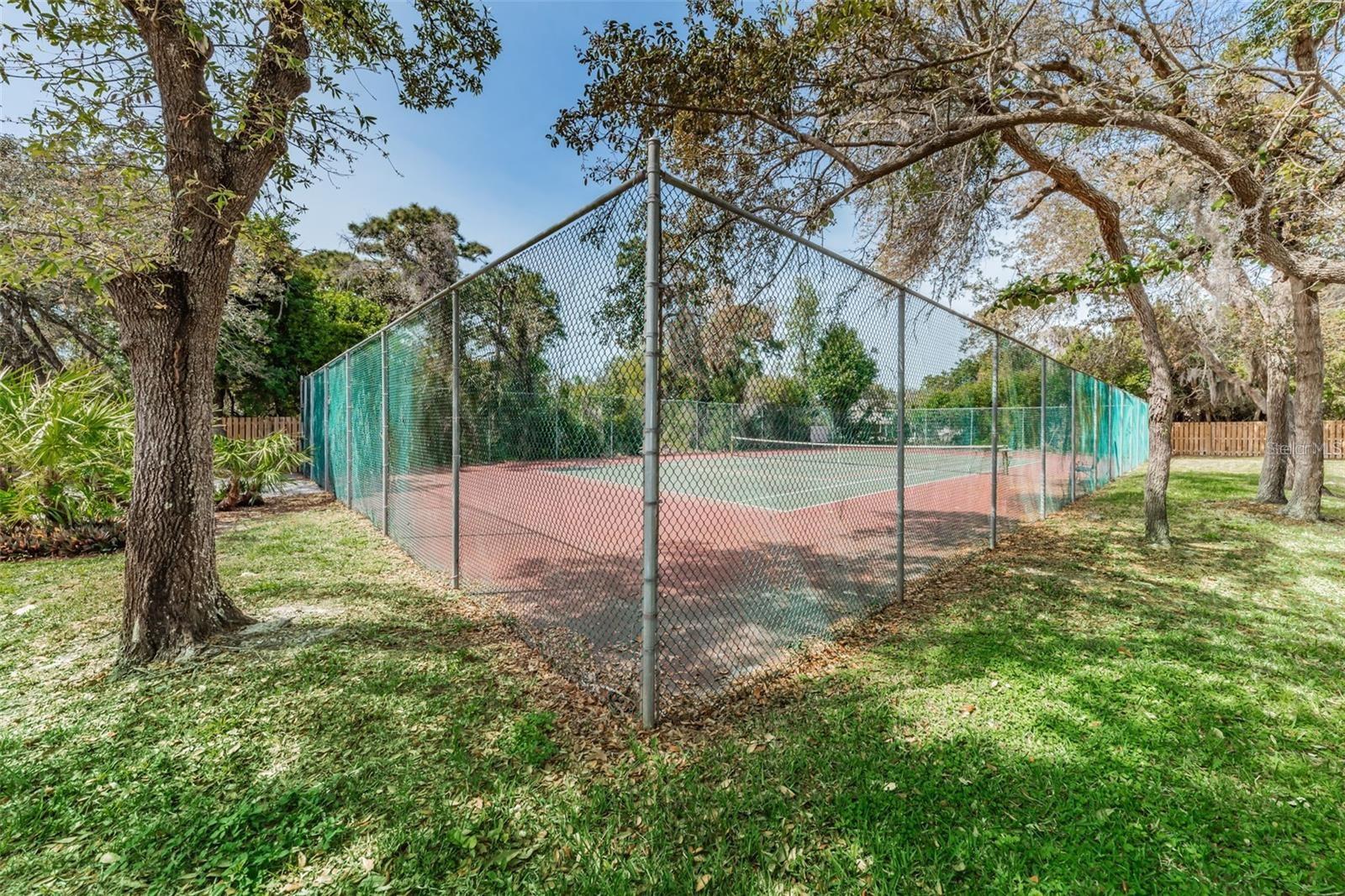 300 S FLORIDA AVE #200J, TARPON SPRINGS, FL — photo 33