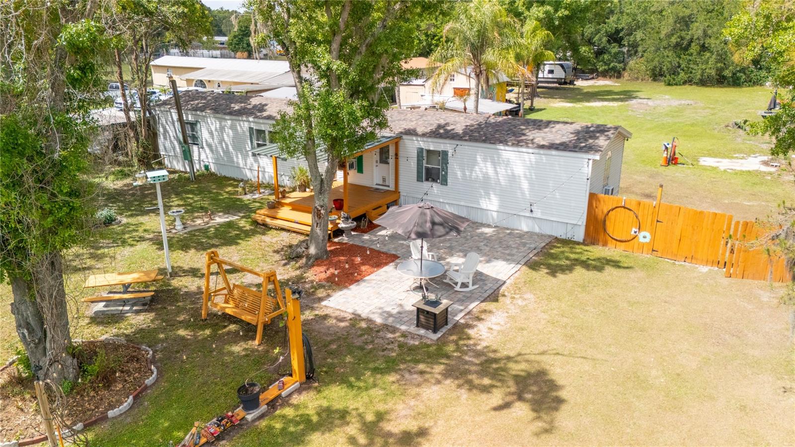 12711 LOVERS LN, RIVERVIEW, FL — photo 2