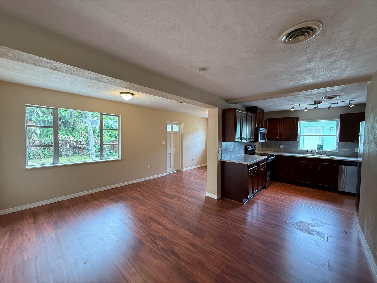 438 PERDITA AVE, EDGEWATER, FL — photo 4