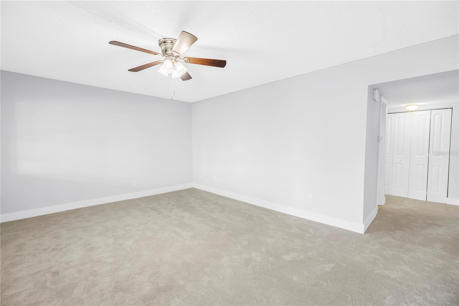 4700 COVE CIR #103, ST PETERSBURG, FL — photo 18
