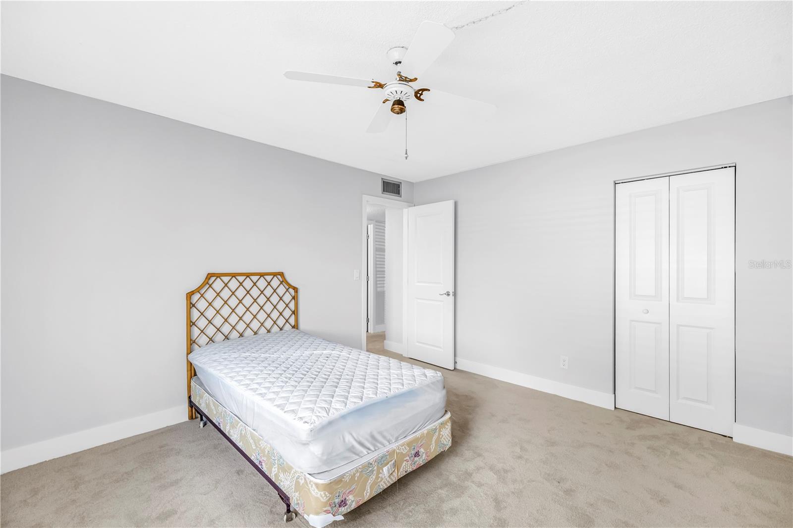 4700 COVE CIR #103, ST PETERSBURG, FL — photo 26