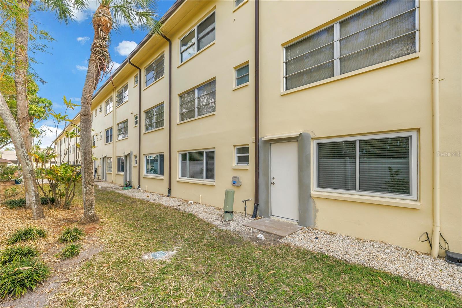 4700 COVE CIR #103, ST PETERSBURG, FL — photo 29