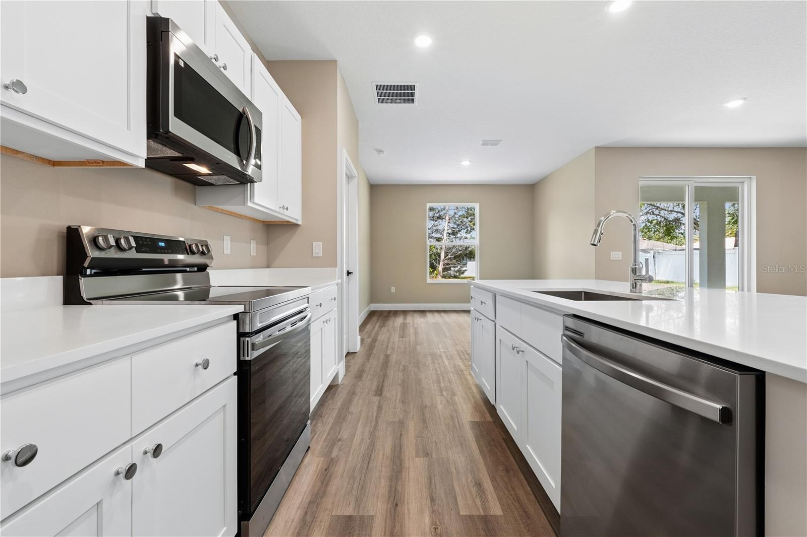 21 POSTMAN LN, PALM COAST, FL — photo 2
