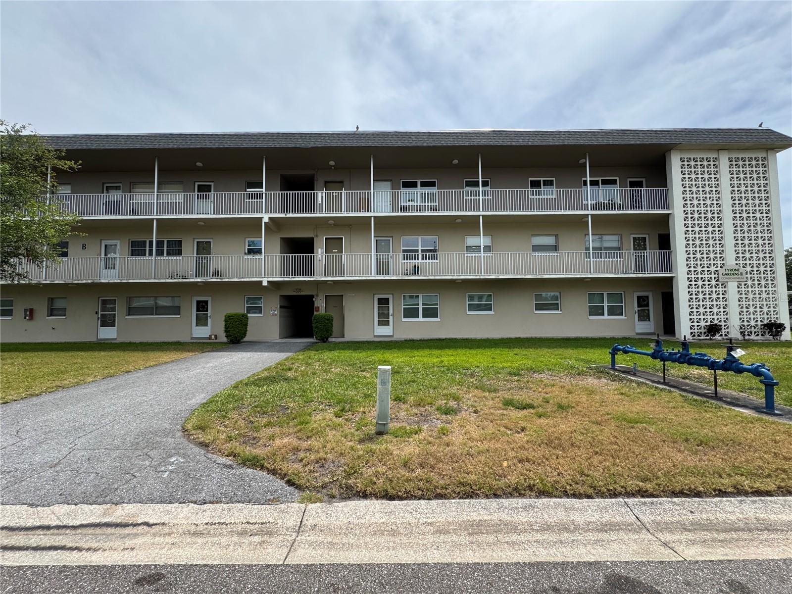 5720 13TH AVE N #106B, ST PETERSBURG, FL