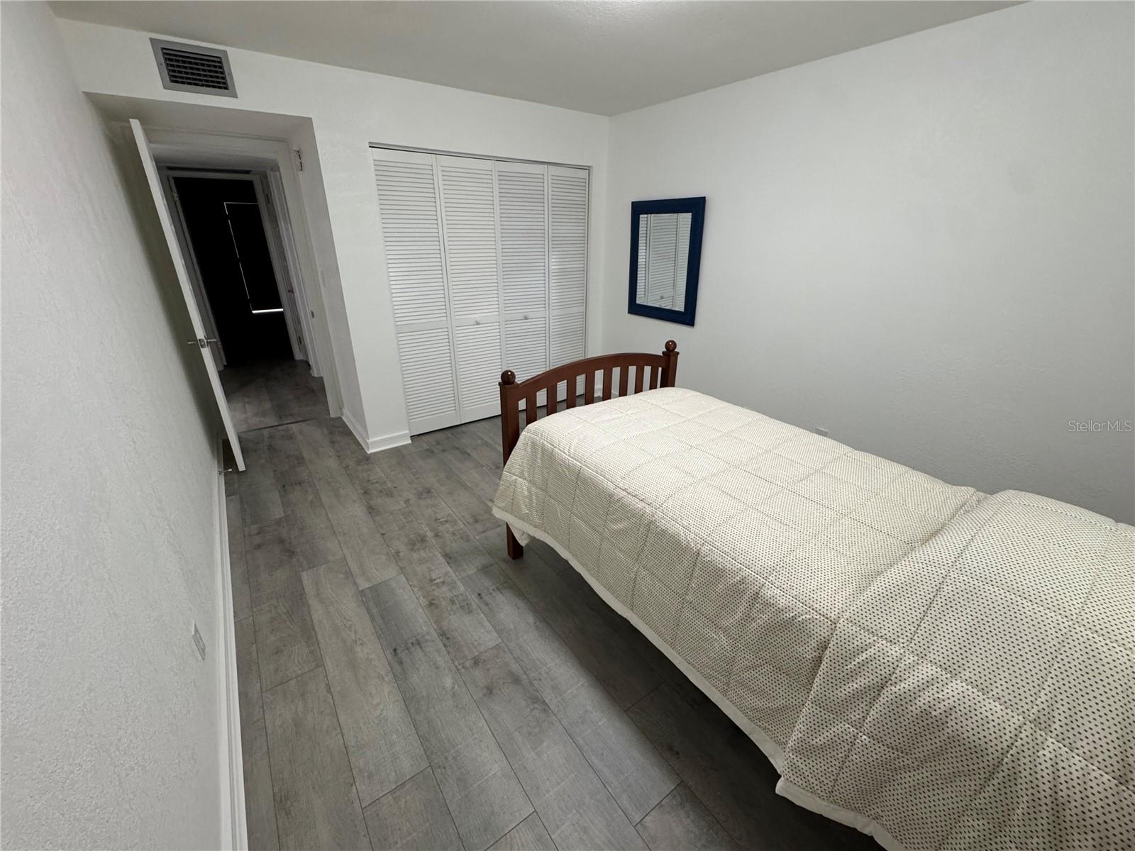 5720 13TH AVE N #106B, ST PETERSBURG, FL — photo 21