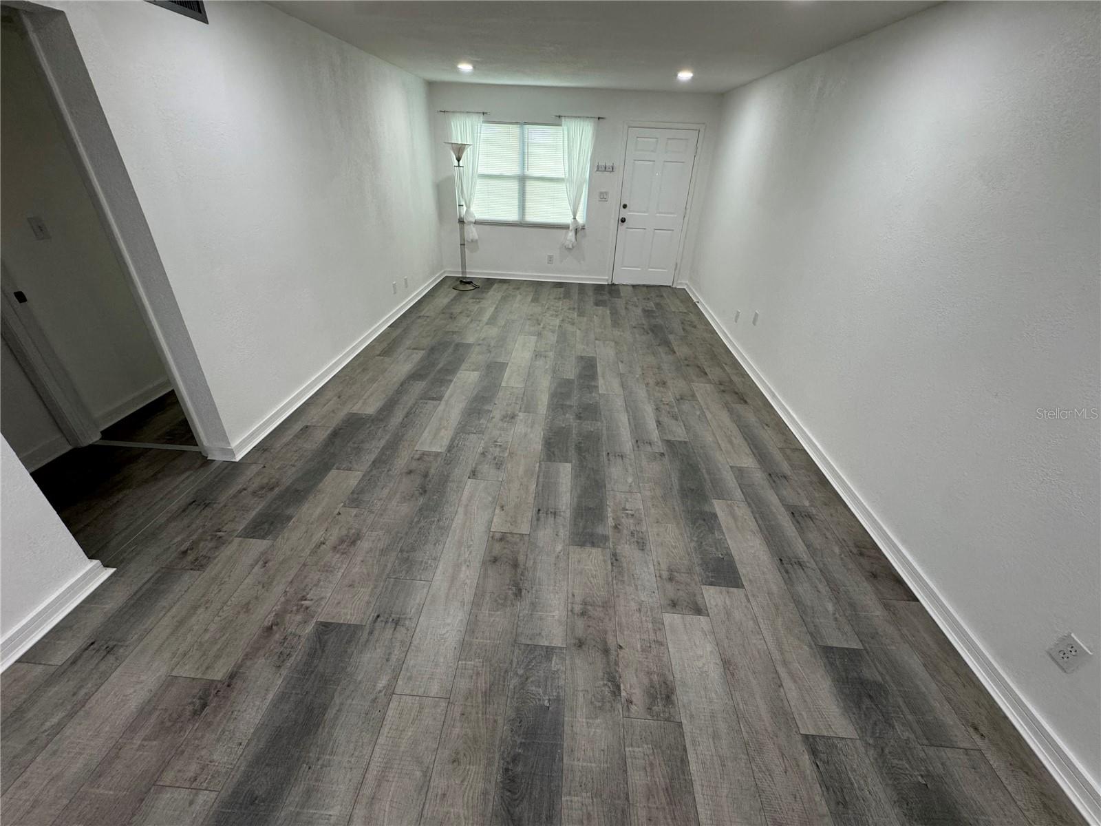 5720 13TH AVE N #106B, ST PETERSBURG, FL — photo 22