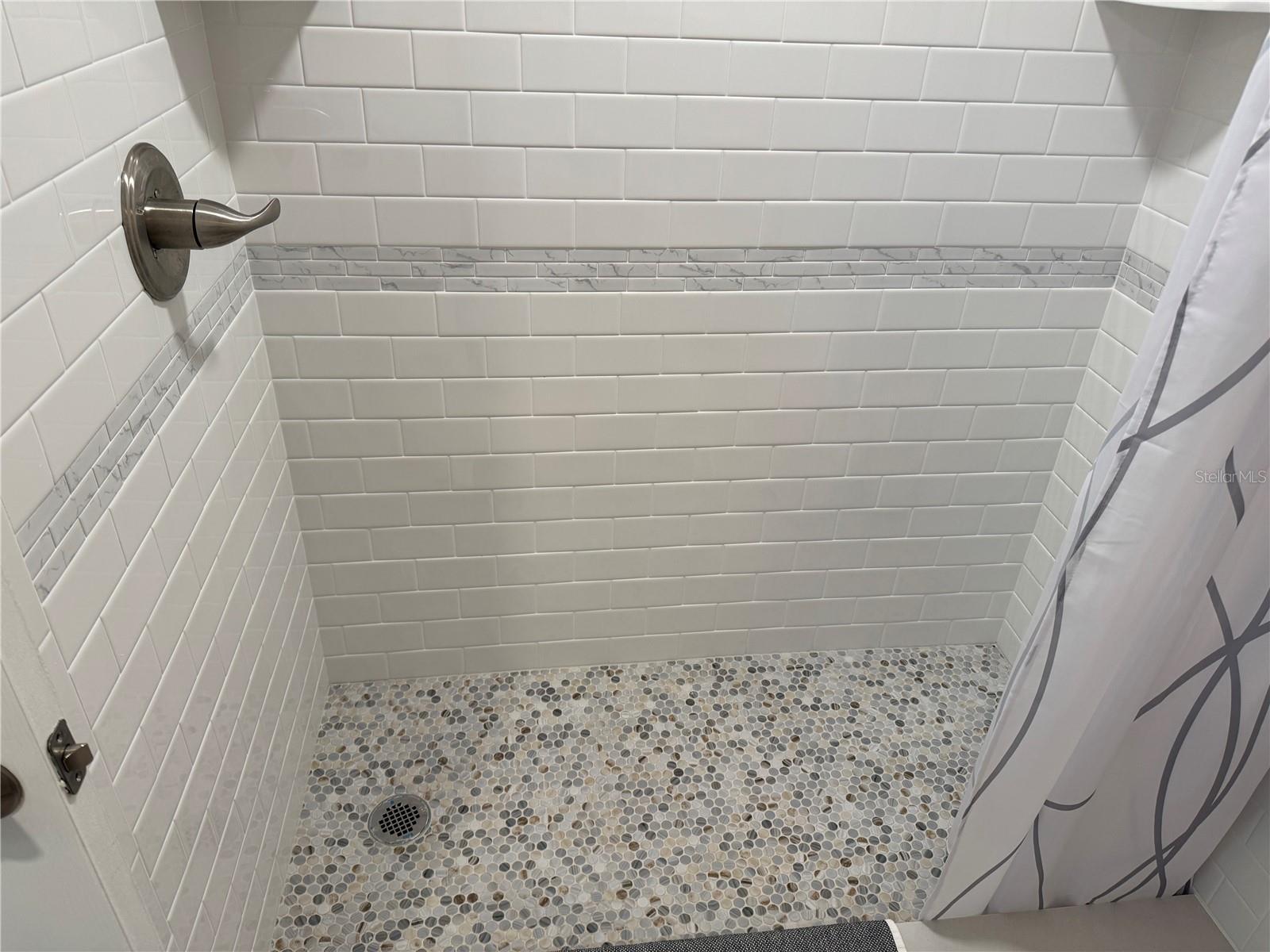 5720 13TH AVE N #106B, ST PETERSBURG, FL — photo 35