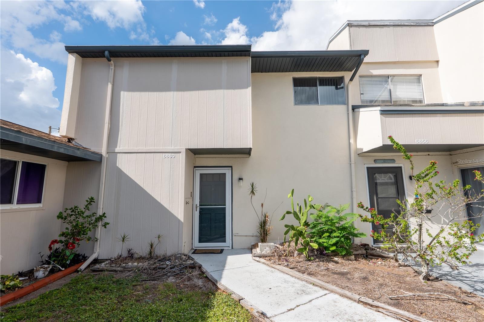 6860 WHITMAN CT #32B, SARASOTA, FL