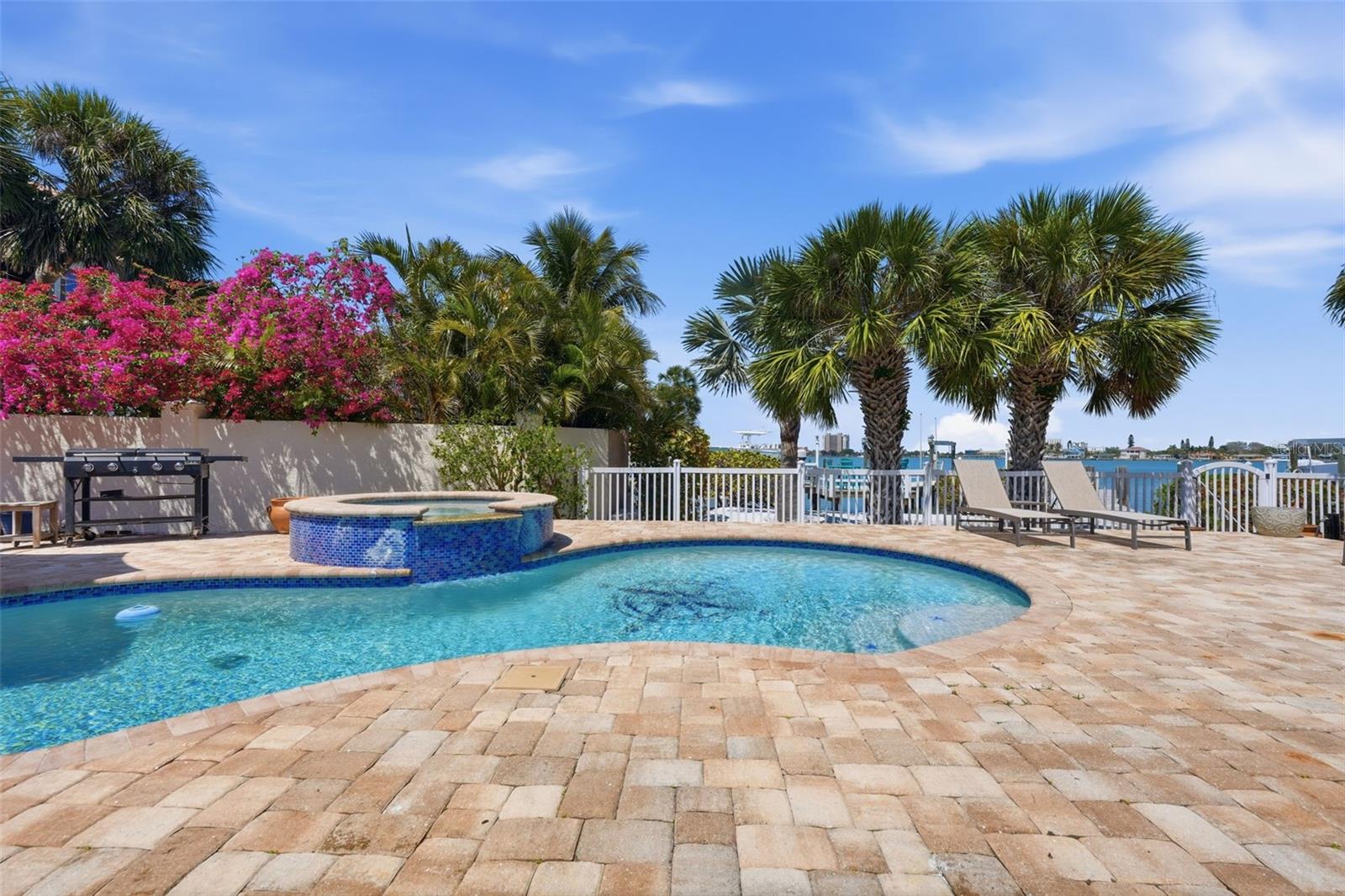 711 64TH AVE, ST PETE BEACH, FL — photo 10