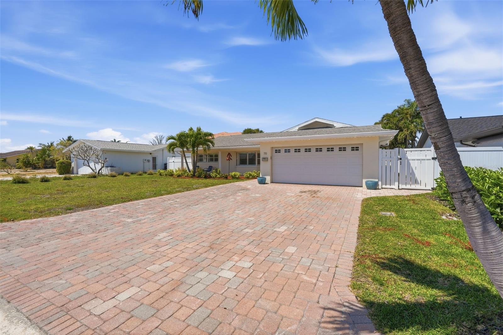 711 64TH AVE, ST PETE BEACH, FL — photo 13