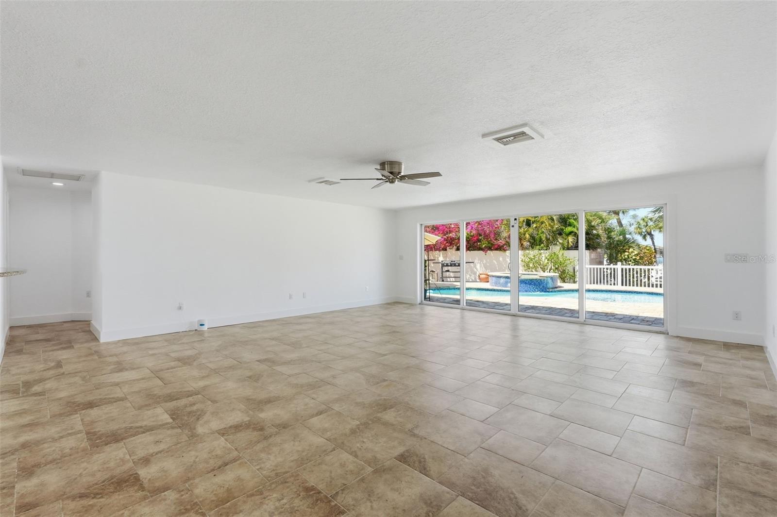 711 64TH AVE, ST PETE BEACH, FL — photo 37