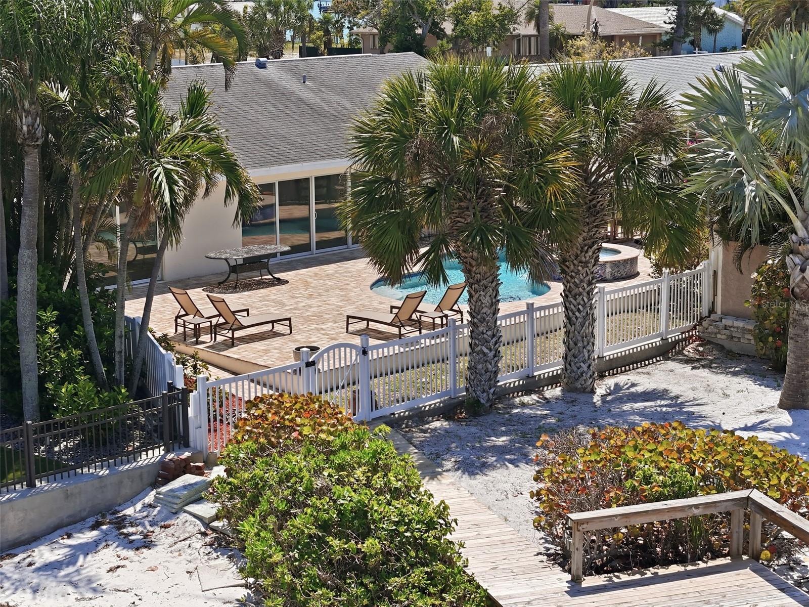 711 64TH AVE, ST PETE BEACH, FL — photo 49