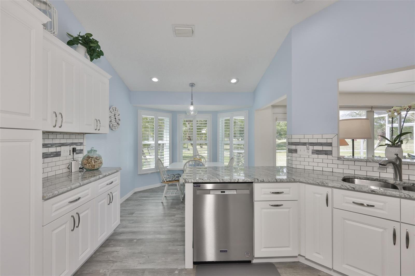 2422 E DEL WEBB BLVD, SUN CITY CENTER, FL — photo 17