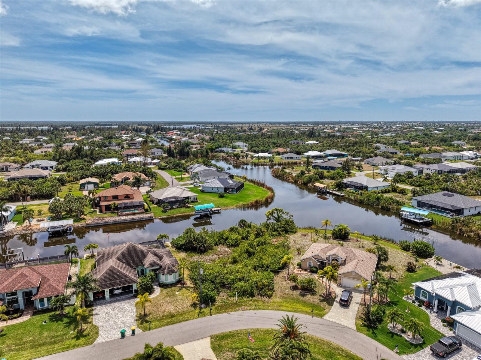 15304 HENNIPEN CIR, PORT CHARLOTTE, FL — photo 9