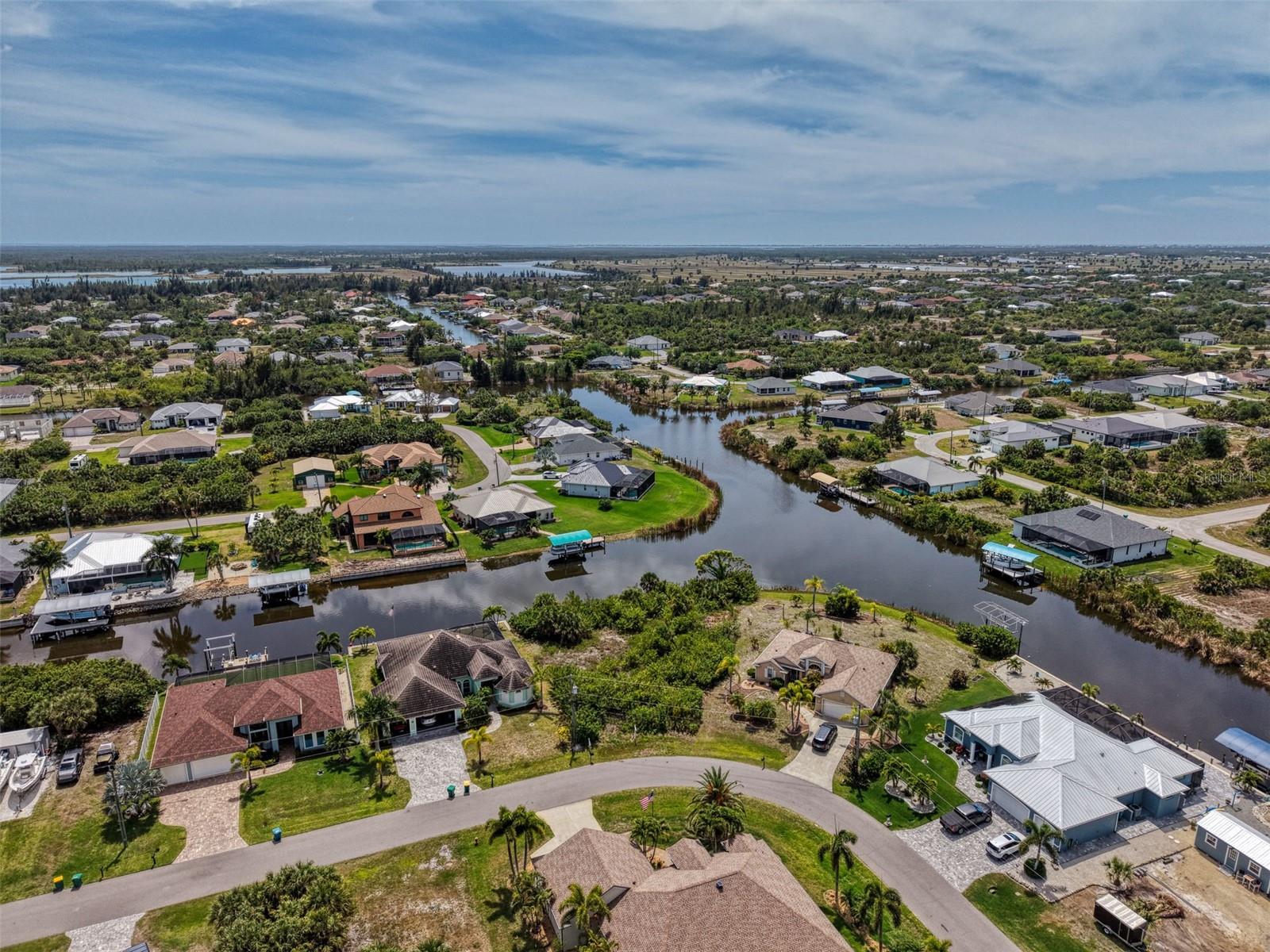15304 HENNIPEN CIR, PORT CHARLOTTE, FL — photo 10