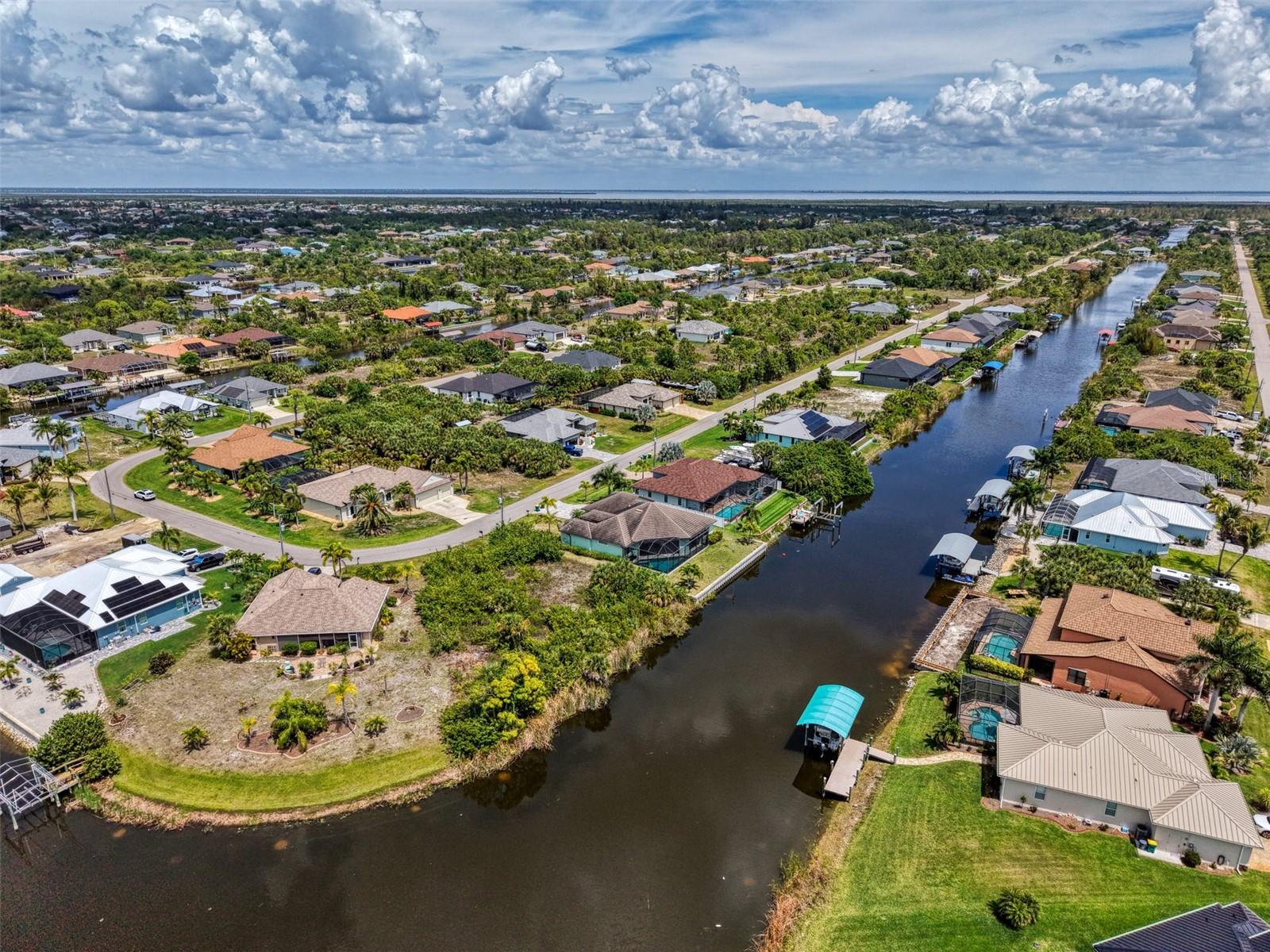 15304 HENNIPEN CIR, PORT CHARLOTTE, FL — photo 17