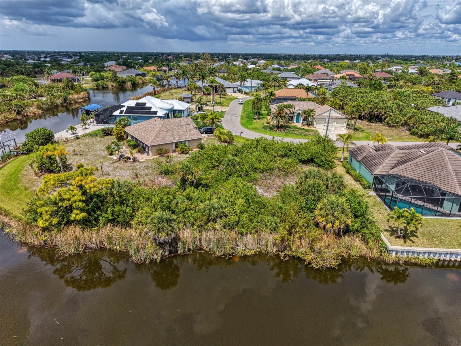 15304 HENNIPEN CIR, PORT CHARLOTTE, FL — photo 21