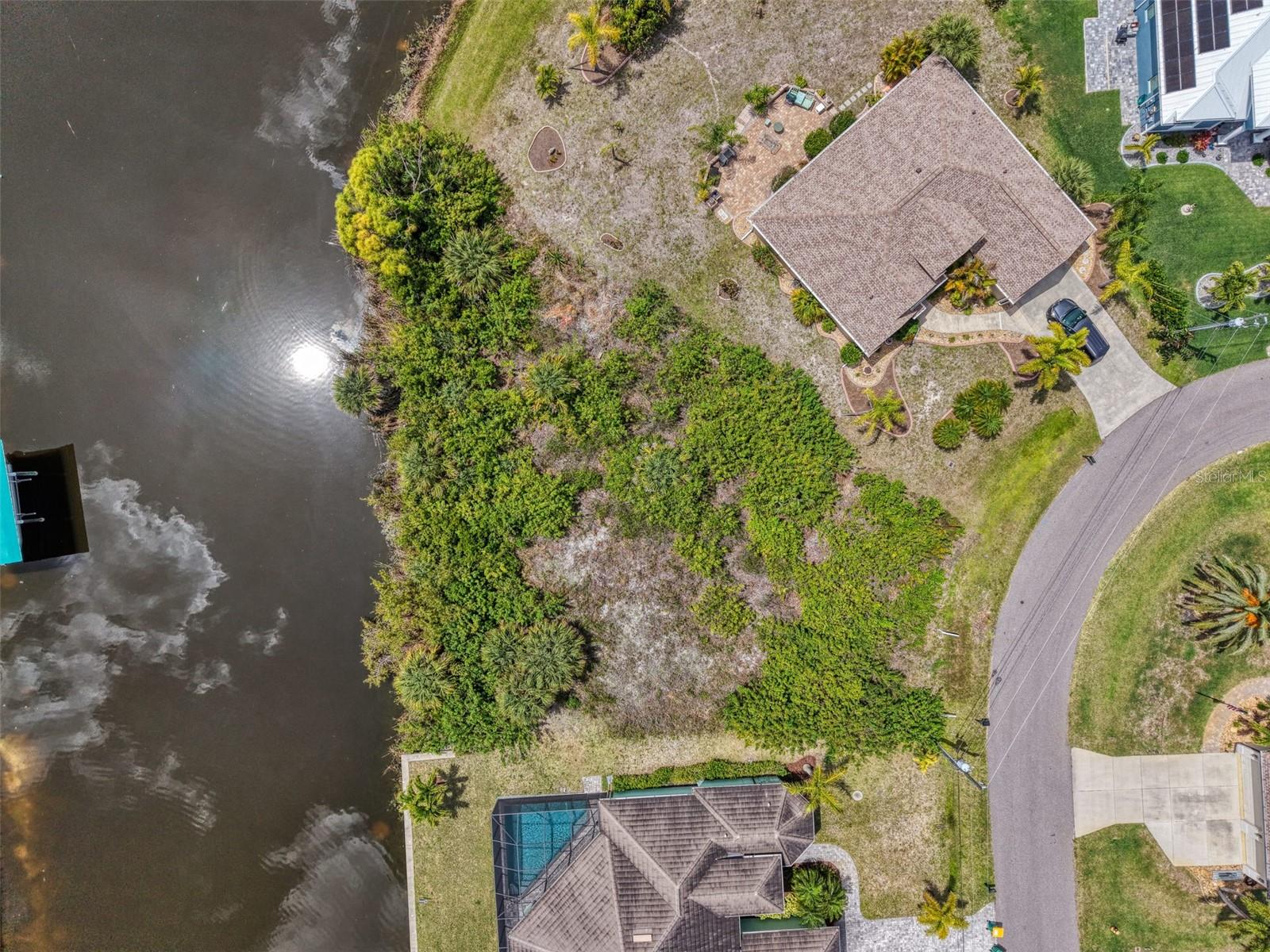 15304 HENNIPEN CIR, PORT CHARLOTTE, FL — photo 23