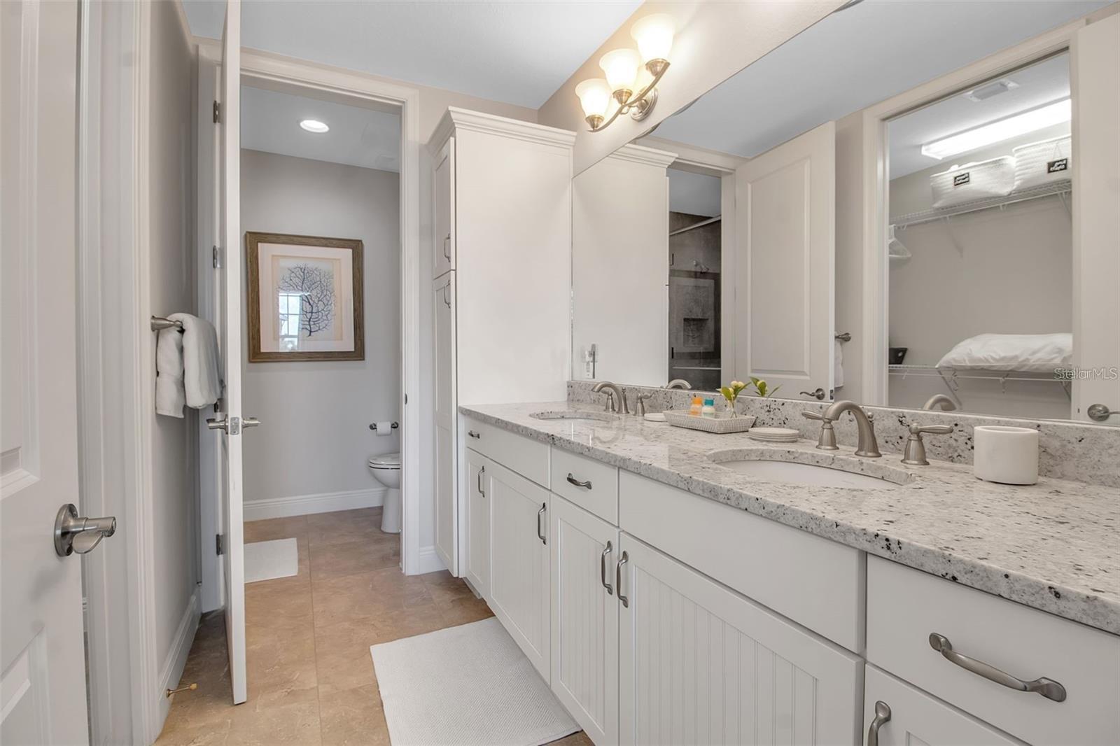 376 ARUBA CIR #301, BRADENTON, FL — photo 40