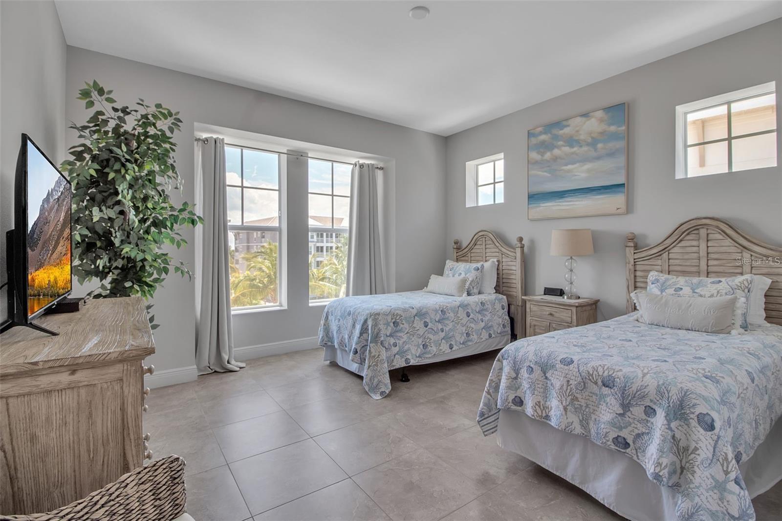 376 ARUBA CIR #301, BRADENTON, FL — photo 42