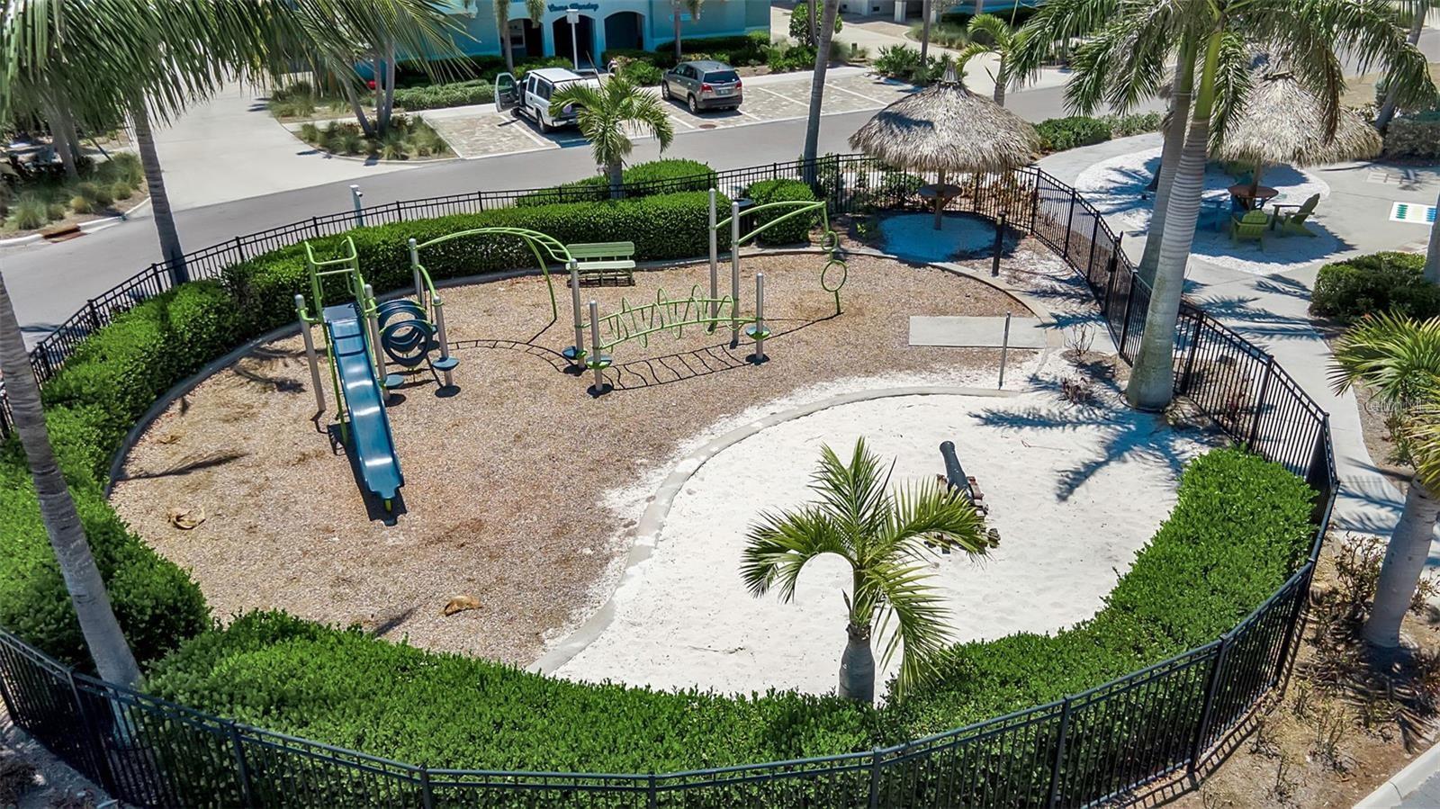 376 ARUBA CIR #301, BRADENTON, FL — photo 49