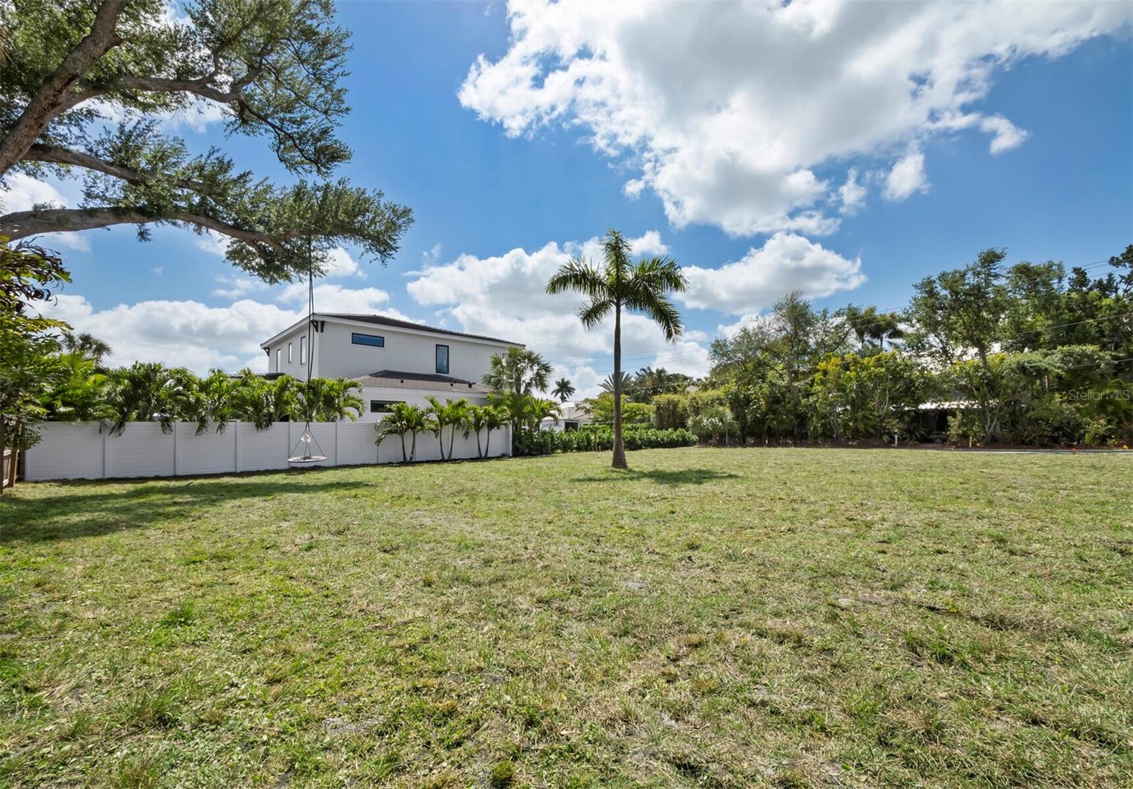 1703 ALTA VISTA ST, SARASOTA, FL — photo 4