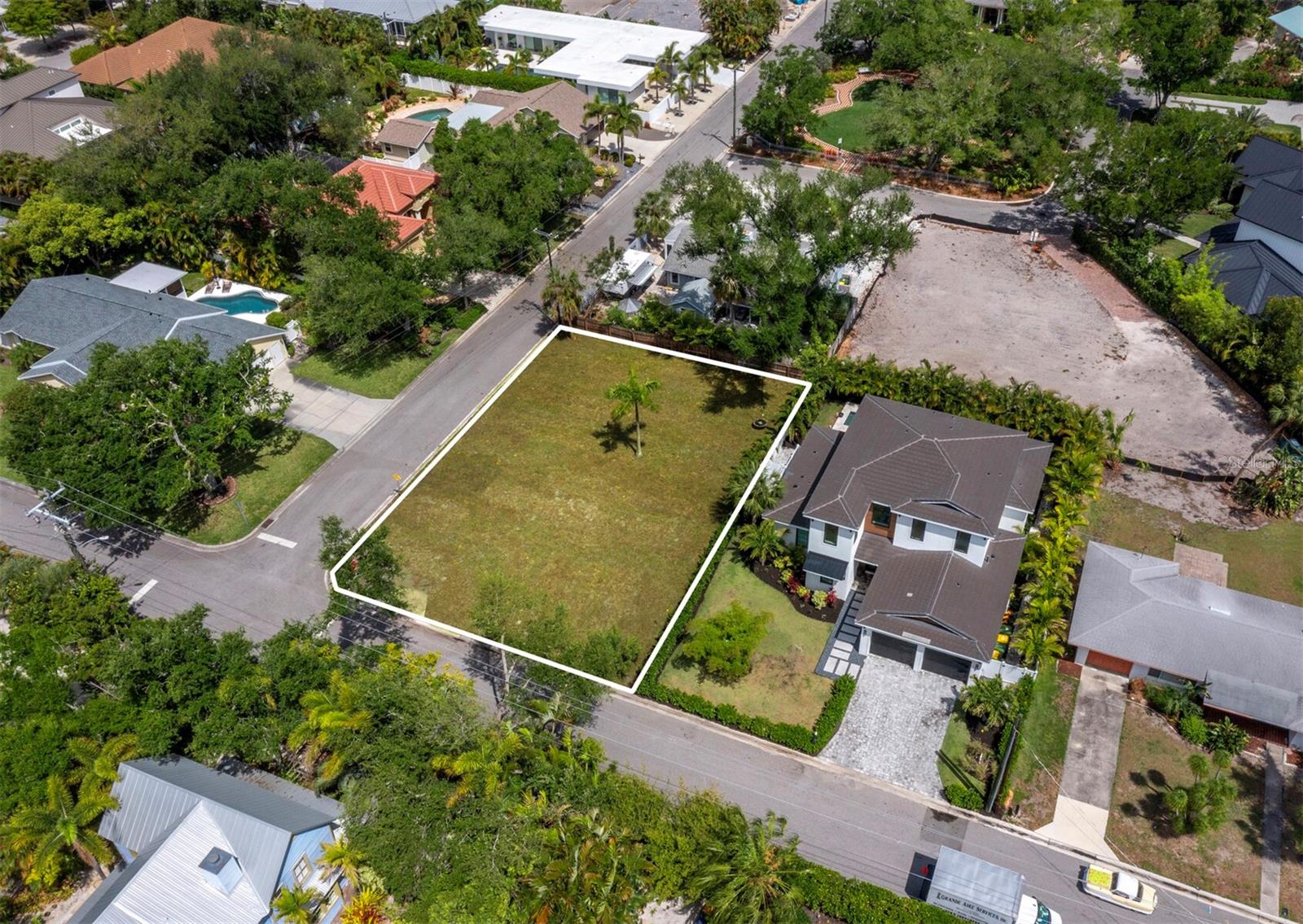1703 ALTA VISTA ST, SARASOTA, FL — photo 7