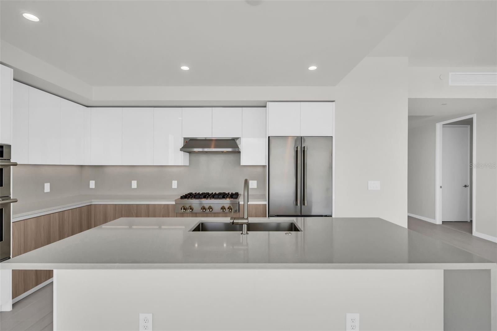 400 CENTRAL AVE #3401, ST PETERSBURG, FL — photo 15