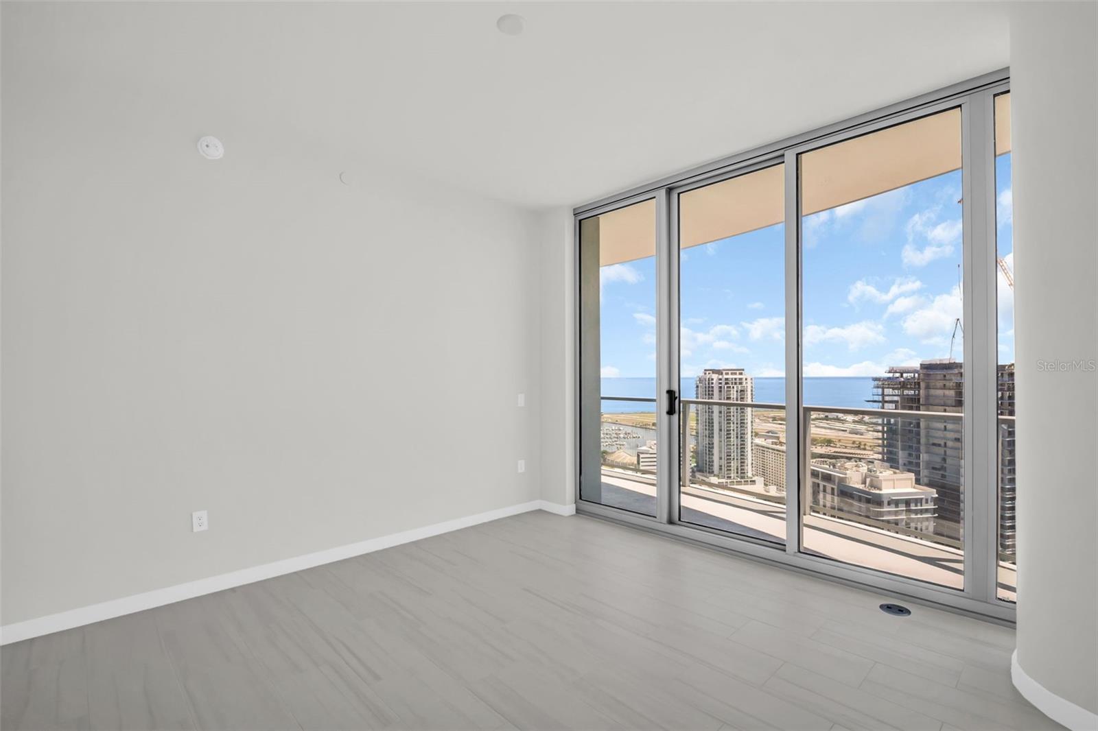400 CENTRAL AVE #3401, ST PETERSBURG, FL — photo 34