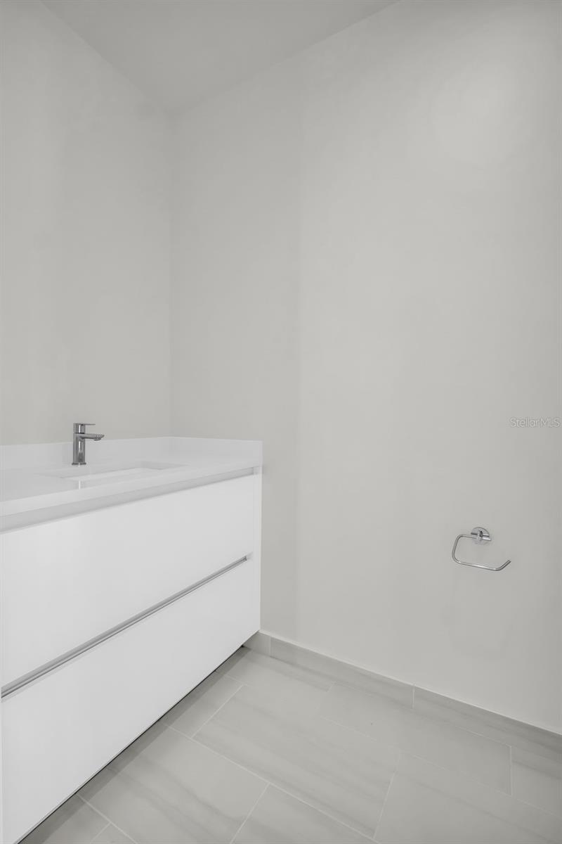400 CENTRAL AVE #3401, ST PETERSBURG, FL — photo 47