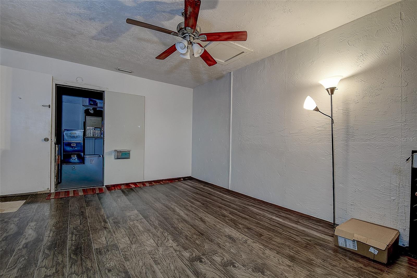 7834 42ND AVE N, ST PETERSBURG, FL — photo 20
