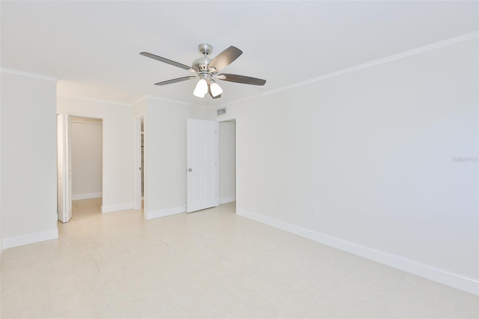 11502 7TH LN N #1401, ST PETERSBURG, FL — photo 12