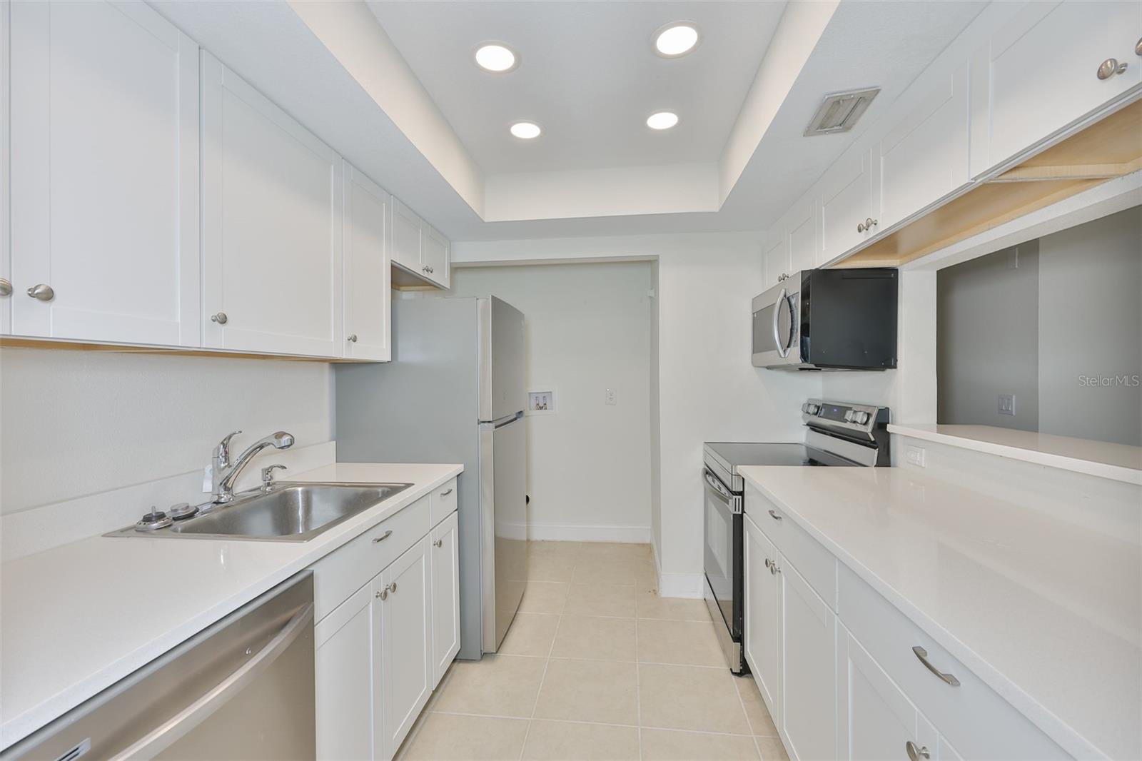11502 7TH LN N #1401, ST PETERSBURG, FL — photo 23
