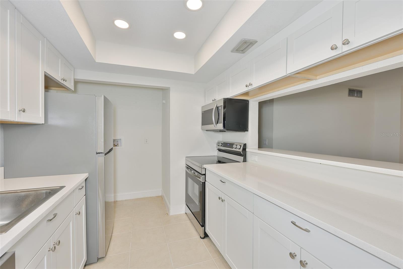 11502 7TH LN N #1401, ST PETERSBURG, FL — photo 24
