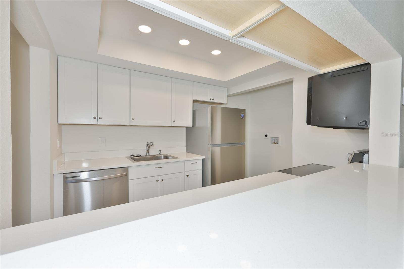 11502 7TH LN N #1401, ST PETERSBURG, FL — photo 25