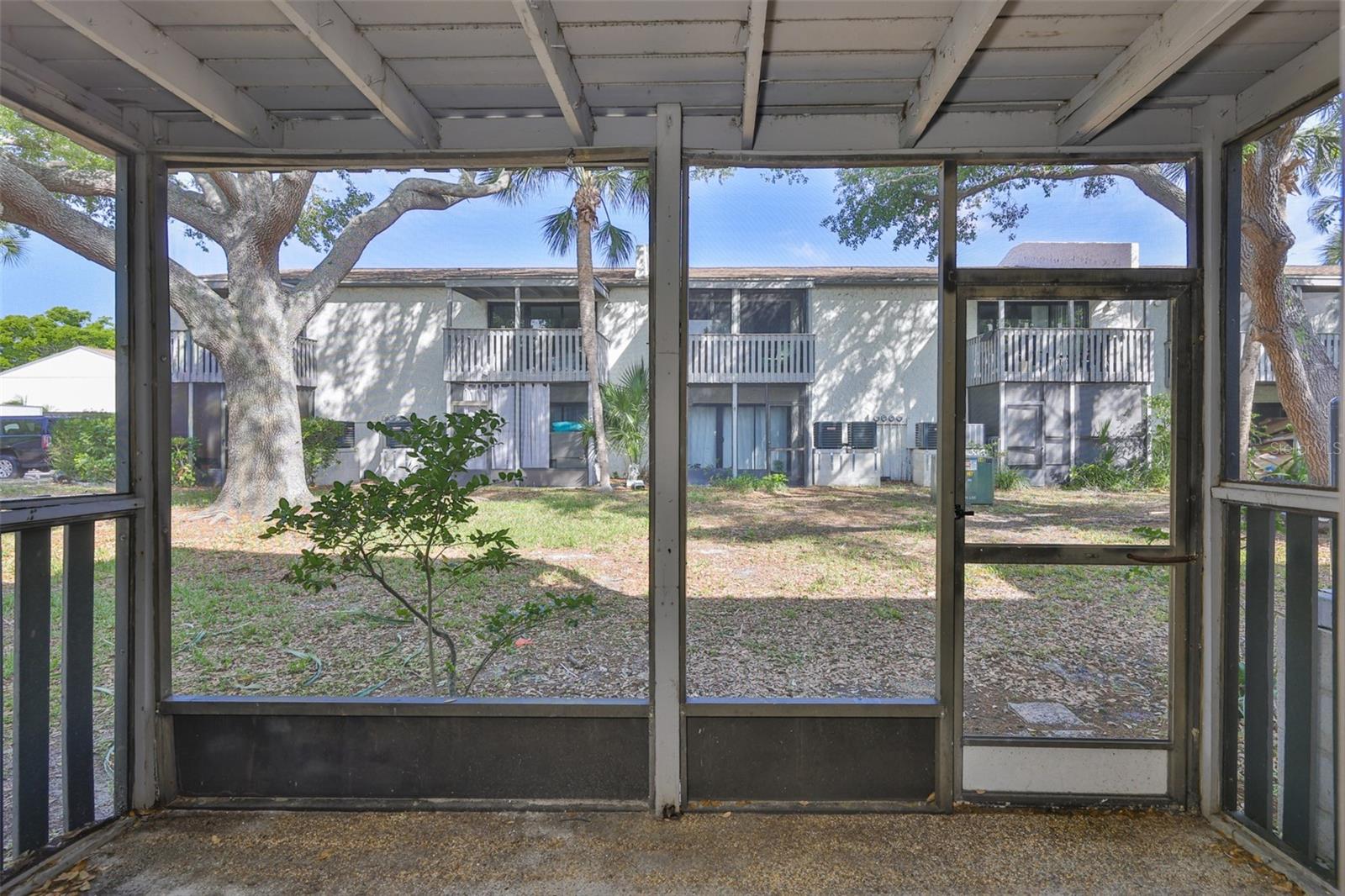 11502 7TH LN N #1401, ST PETERSBURG, FL — photo 27